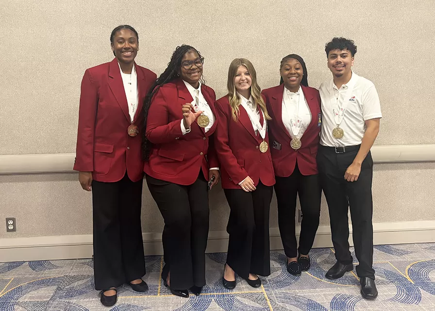 Photo for Wiregrass SkillsUSA Team Brings Home Top National Honors