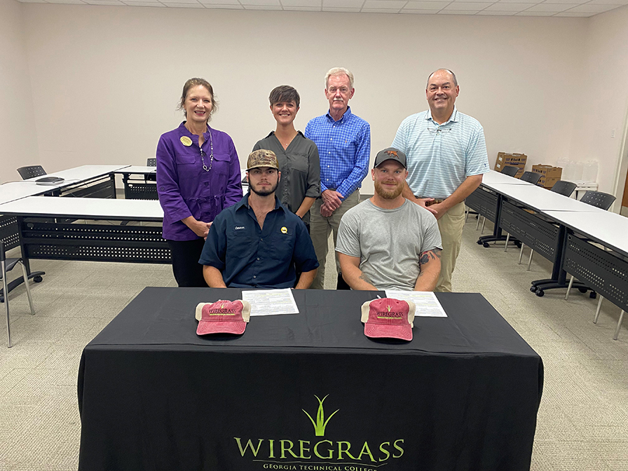 Wiregrass Faculty and Staff with Lee Container Employees